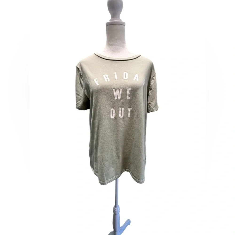 Large Nine West Friday We Out sage green t shirt top tee short sleeve funny y2k - Picture 2 of 4